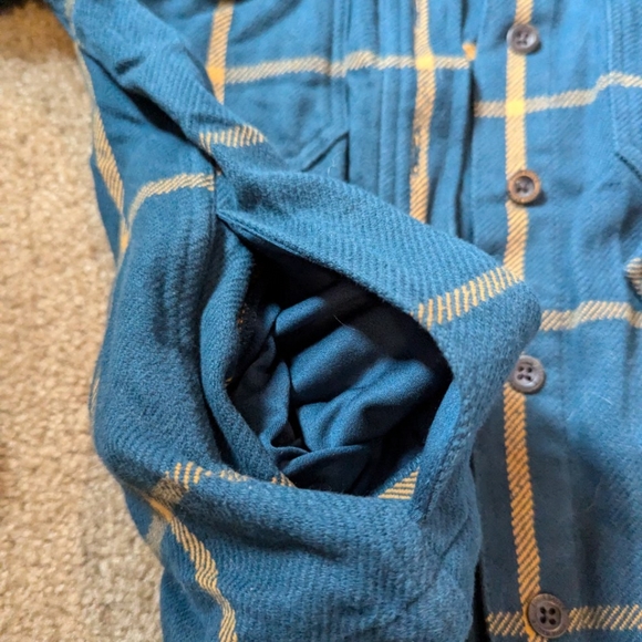 Shacket - Picture 6 of 6